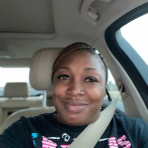 Meet your Posher, Latonya